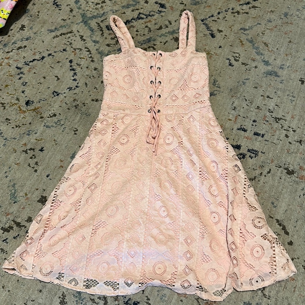 Pretty Pastel Pink Aeropostale lace front Dress Size XS  so cute